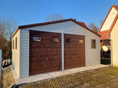 9x6 štít SUPERLINE-PLUS bílá + tmavý ořech + okna